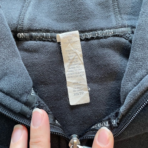 Onetooth scuba hoodie - Picture 3 of 4